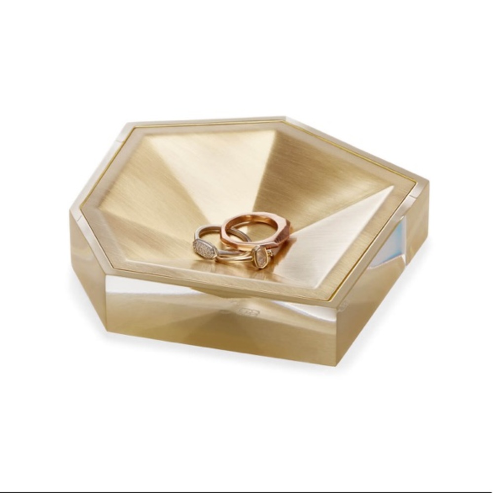 Kendra Scott faceted ring dish